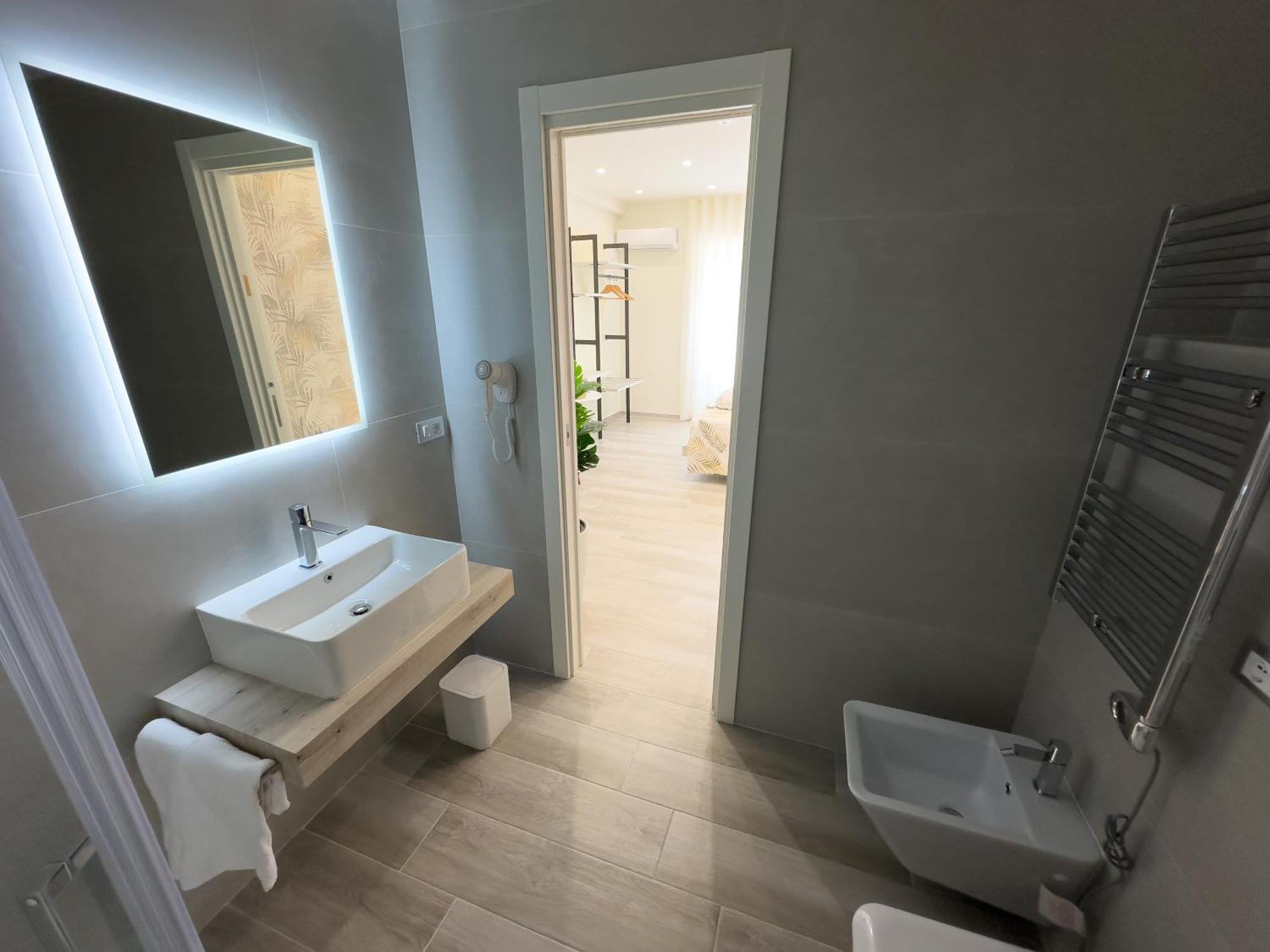 Al Civico3 Home & Suites Salerno Ngoại thất bức ảnh